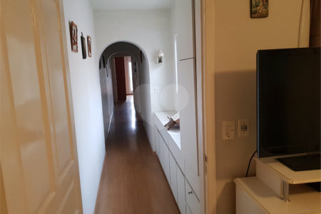 Casa à venda com 3 quartos, sendo 1 suíte, em Jardim Hípico, São Paulo, SP