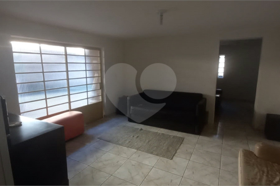 Sobrado à venda com 4 quartos em Horto Florestal, São Paulo, SP