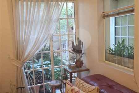 Sobrado à venda com 3 quartos, sendo 1 suíte, em Cambuci, São Paulo, SP