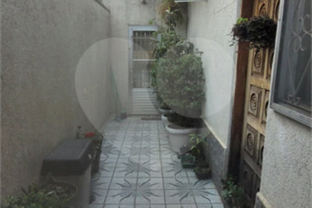 Casa à venda com 3 quartos em Vila Varela, Poá, SP