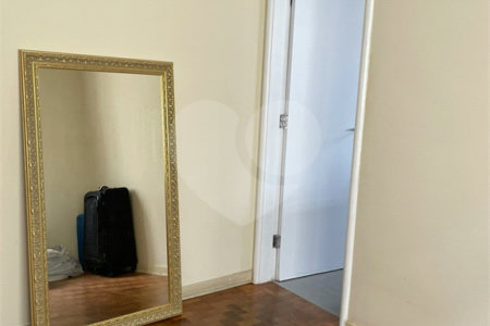 Sobrado à venda com 5 quartos, sendo 2 suítes, em Vila Cordeiro, São Paulo, SP