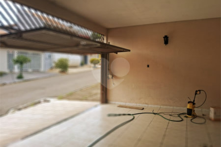 Sobrado à venda com 3 quartos, sendo 1 suíte, em Jardim Colonial, Indaiatuba, SP