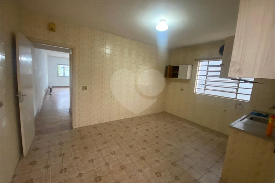 Sobrado à venda com 3 quartos em Bom Retiro, São Paulo, SP