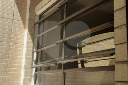 Sobrado à venda com 11 quartos em Vila Firmiano Pinto, São Paulo, SP