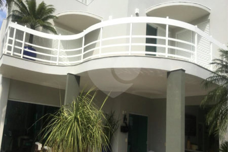 Casa à venda com 3 suítes no condomínio Jardim Vila Paradiso, Indaiatuba - SP