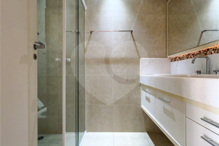 Casa à venda com 4 suítes no condomínio Villa Borghese, Indaiatuba - SP