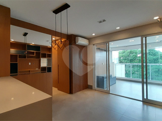 Apartamento à venda com 2 quartos, sendo 1 suíte,  em Jardim São Paulo(zona Norte), São Paulo, SP