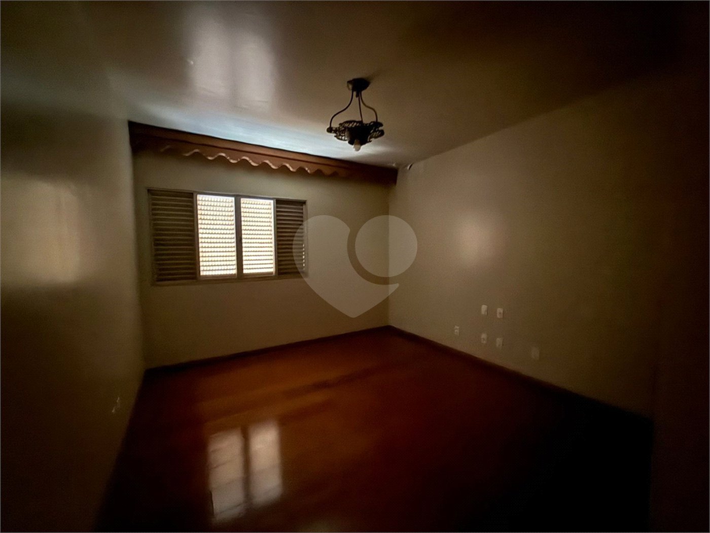 Apartamento à venda com 4 quartos, sendo 2 suítes, no Centro, Araraquara, SP