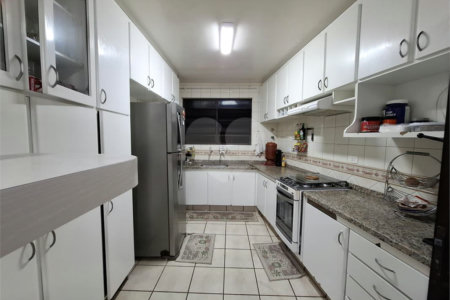 Sobrado à venda com 3 quartos, sendo 1 suíte, em Vila Maria Alta, São Paulo, SP