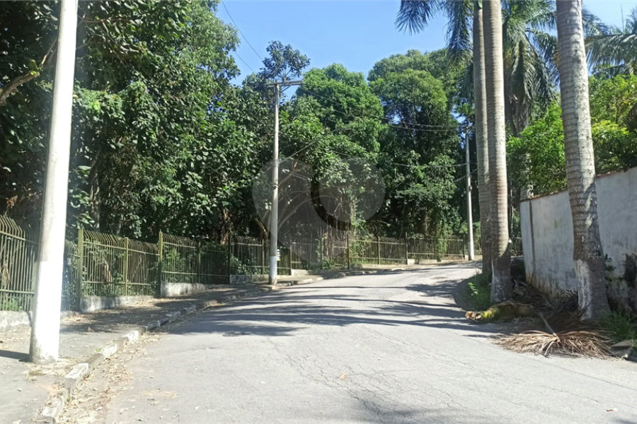Terreno à venda no condomínio Altos da Baronesa, São Paulo - SP