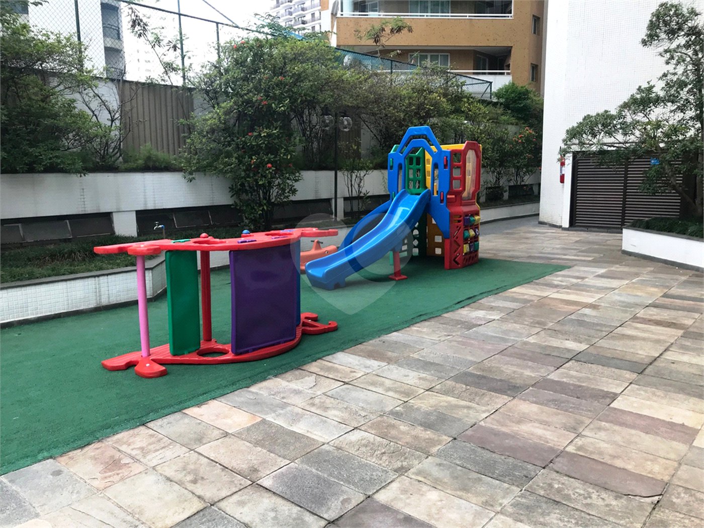 Apartamento à venda com 3 quartos, sendo 1 suíte, em Santana, São Paulo, SP