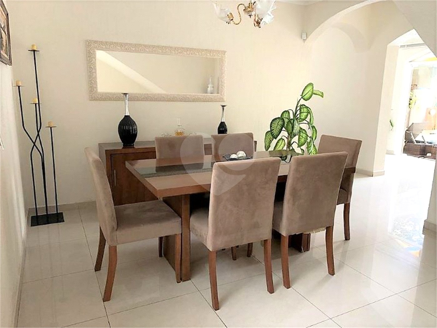 Casa à venda com 4 quartos, sendo 3 suítes,  em Fazenda Morumbi, São Paulo, SP