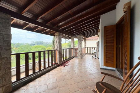 Casa a Venda no Condomínio Vista Alegre - Sede em Vinhedo/SP