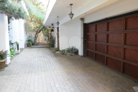 Casa de Vila à venda com 4 suítes em Morumbi, São Paulo, SP