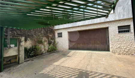 Sobrado à venda com 4 quartos, sendo 1 suíte,  em Vila Guilherme, São Paulo, SP