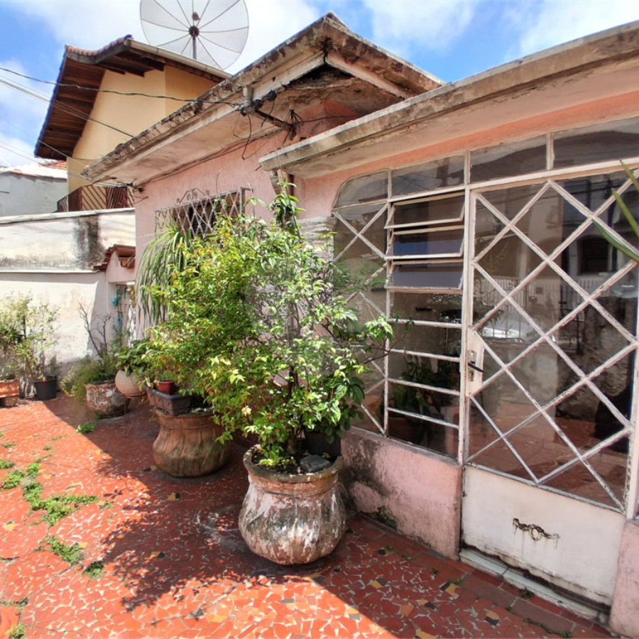 Casa à venda com 3 quartos, sendo 1 suíte, em Vila Vitório Mazzei, São Paulo, SP