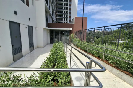 Apartamento à venda com 3 suítes em Vila Pirajussara, São Paulo, SP