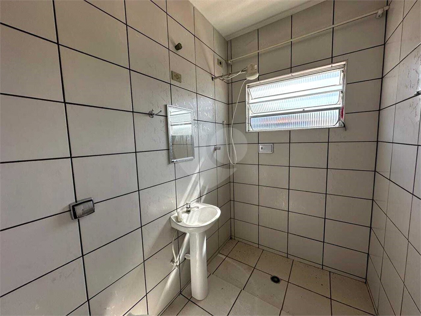 Casa à venda com 4 quartos, sendo 1 suíte,  em Jardim Náutico, Mogi das Cruzes, SP