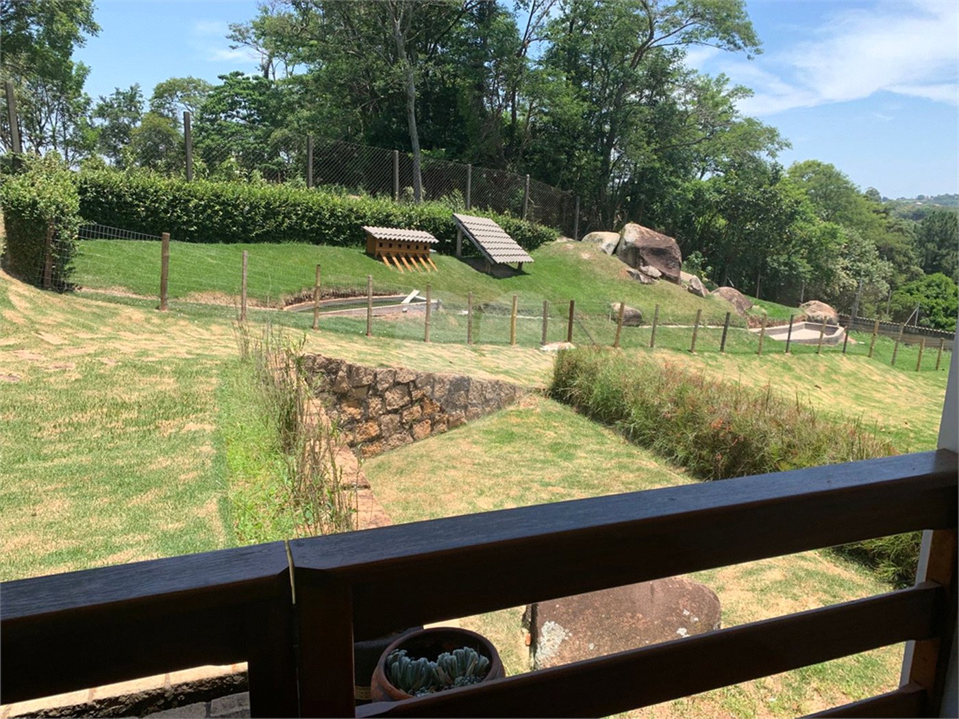 Chácara à venda com 4 quartos, sendo 2 suítes, em Parque Valinhos, Valinhos, SP