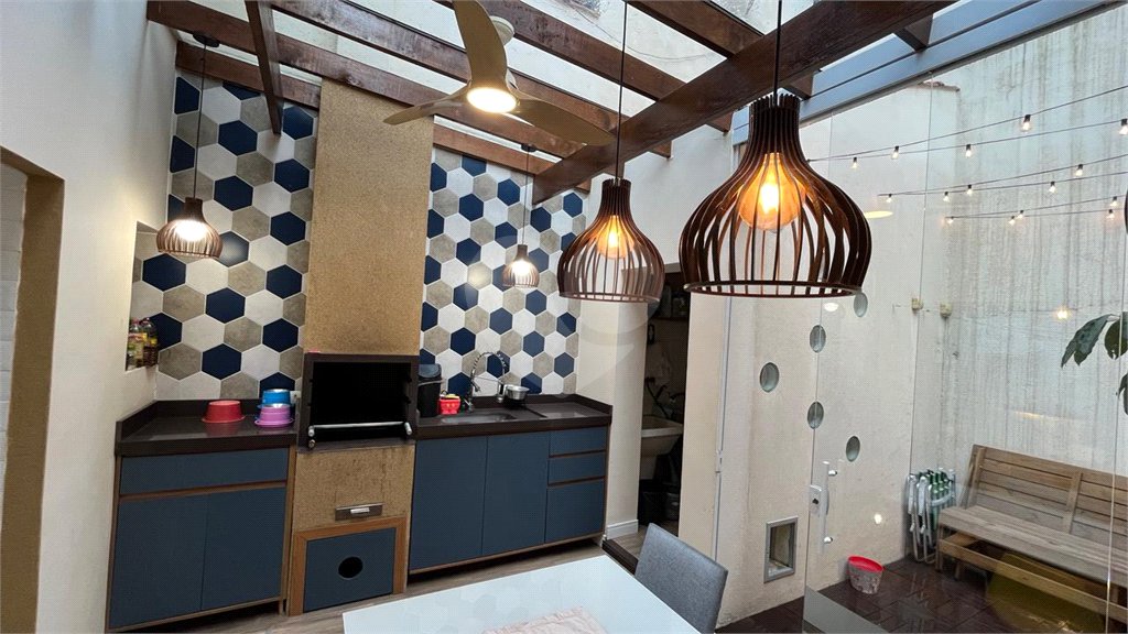 Sobrado à venda com 2 quartos em Vila Uberabinha, São Paulo, SP