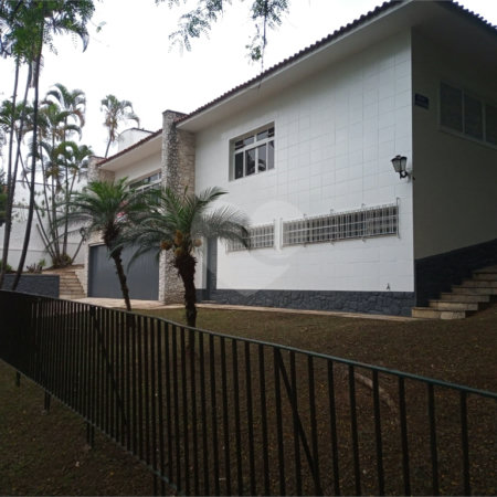 Casa Térrea à venda ou para alugar com 3 quartos, sendo 1 suíte, em Caxingui, São Paulo, SP