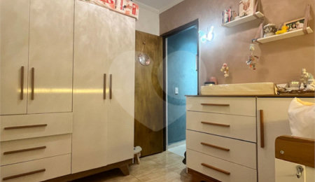 Casa em condomínio à venda com 2 quartos em Vila Araguaia, São Paulo, SP