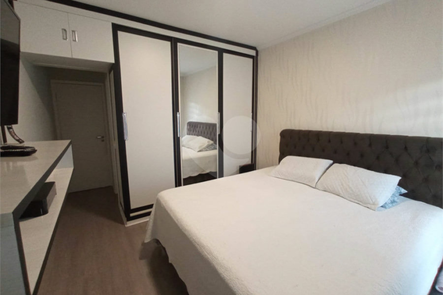 Casa à venda com 3 quartos, sendo 1 suíte, no condomínio Cond Res Paineiras, São Paulo - SP