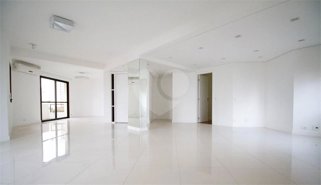 Apartamento à venda com 3 suítes em Jardim Vila Mariana, São Paulo, SP