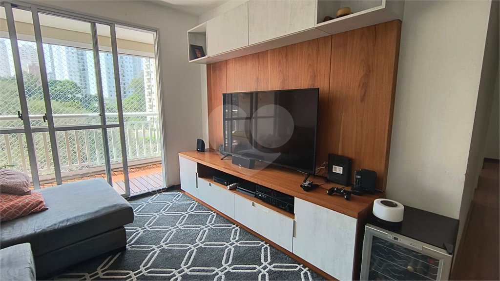 Apartamento à venda com 3 quartos, sendo 2 suítes, em Morumbi, São Paulo, SP