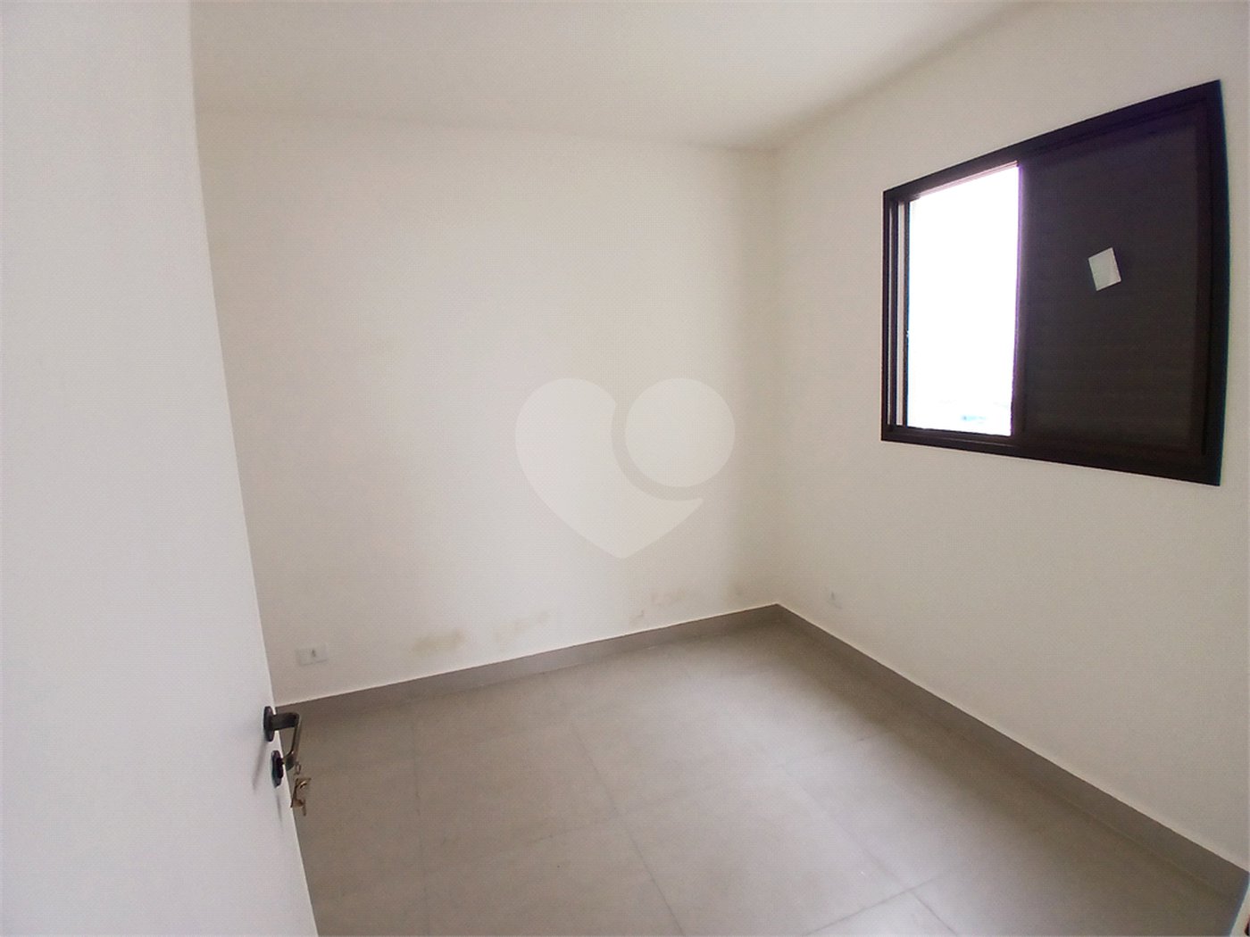 Apartamento à venda com 2 quartos em Vila dos Remédios, São Paulo, SP