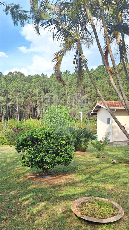 Casa à venda com 3 quartos, sendo 1 suíte, em Condomínio Flamboyant-b, Atibaia, SP