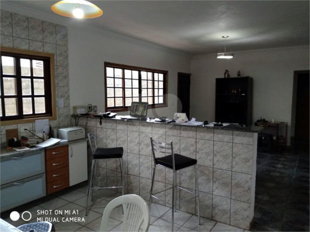 Sobrado à venda com 4 quartos, sendo 3 suítes,  em Serra da Cantareira, Mairiporã, SP