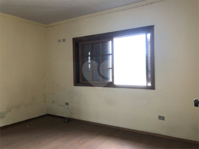 Casa Térrea à venda com 3 quartos, sendo 2 suítes,  em Horto Florestal, São Paulo, SP