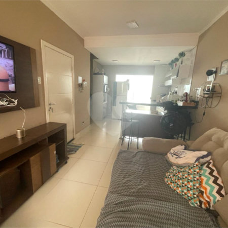 Sobrado à venda com 3 quartos, sendo 1 suíte, em Jardim Brasília, Três Lagoas, MS