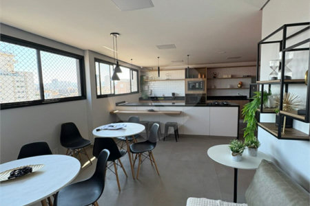 Apartamento à venda com 2 quartos em Carandiru, São Paulo, SP