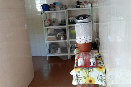 Sobrado à venda com 3 quartos, sendo 1 suíte, em Bosque da Saúde, São Paulo, SP