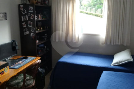 Sobrado à venda com 3 quartos, sendo 1 suíte,  em Retiro das Fontes, Atibaia, SP