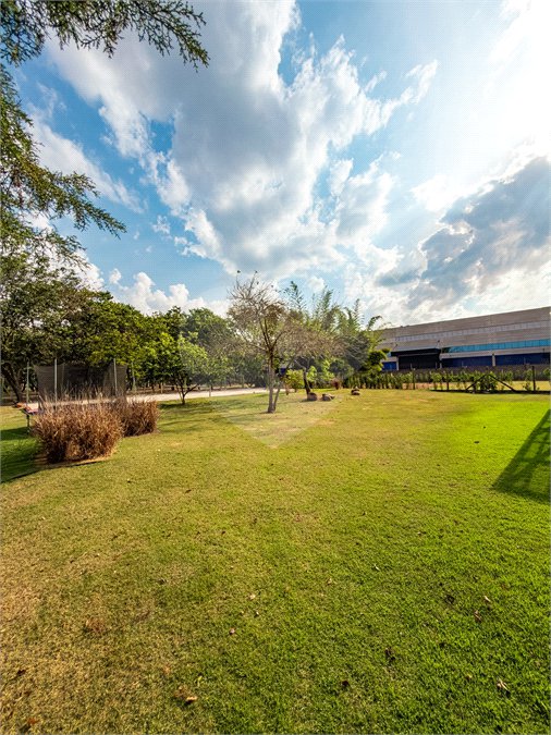 Casa à venda com 3 suítes no condomínio Primavera, Salto - SP