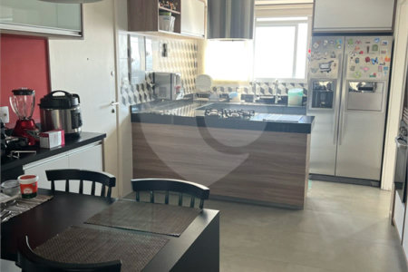 Apartamento à venda com 4 quartos, sendo 3 suítes,  em Belenzinho, São Paulo, SP