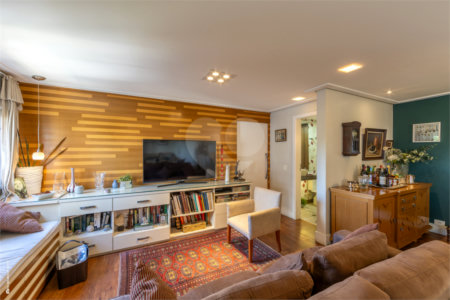 Apartamento à venda com 3 quartos, sendo 2 suítes, em Jardim Marajoara, São Paulo, SP