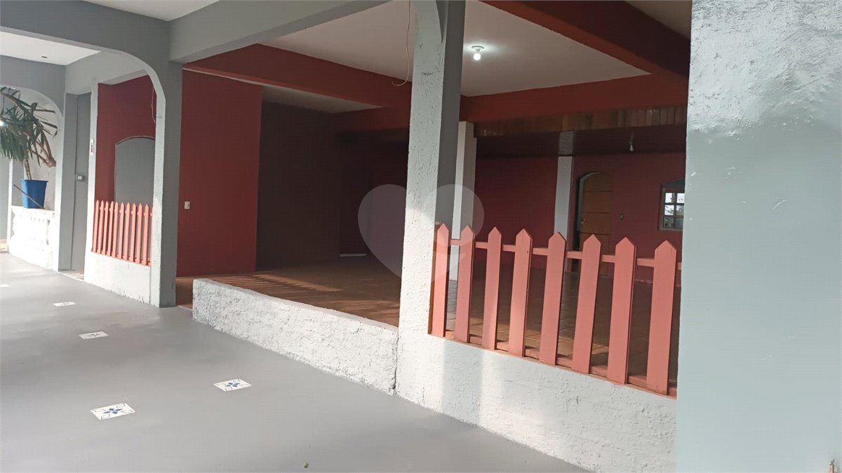 Sobrado para alugar com 3 quartos, sendo 1 suíte, em Roseira, Mairiporã, SP