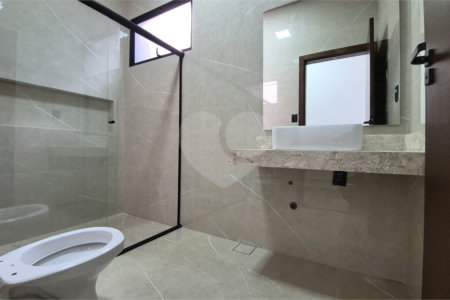 Casa à venda com 3 quartos, sendo 1 suíte, em Parque dos Lagos, Ribeirão Preto, SP