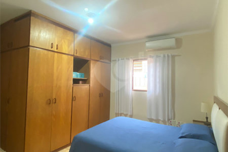 Casa à venda com 2 quartos, sendo 1 suíte, em Vila Deyse, Itapetininga, SP