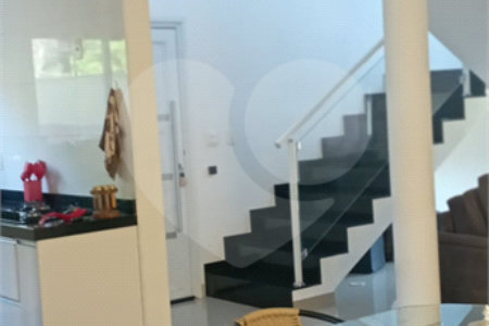 Casa à venda com 3 quartos, sendo 1 suíte, no condomínio Campos do Conde I, Paulínia - SP