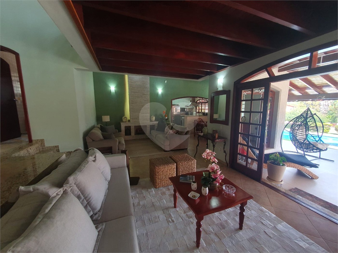 Casa à venda com 4 quartos, sendo 1 suíte, no condomínio Parque São Gabriel, Itatiba - SP