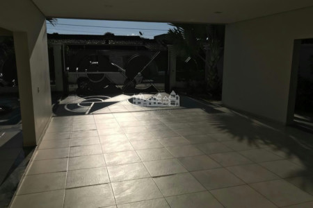 Casa à venda com 5 quartos, sendo 3 suítes, em Loteamento Jardim Morumbi, Atibaia, SP