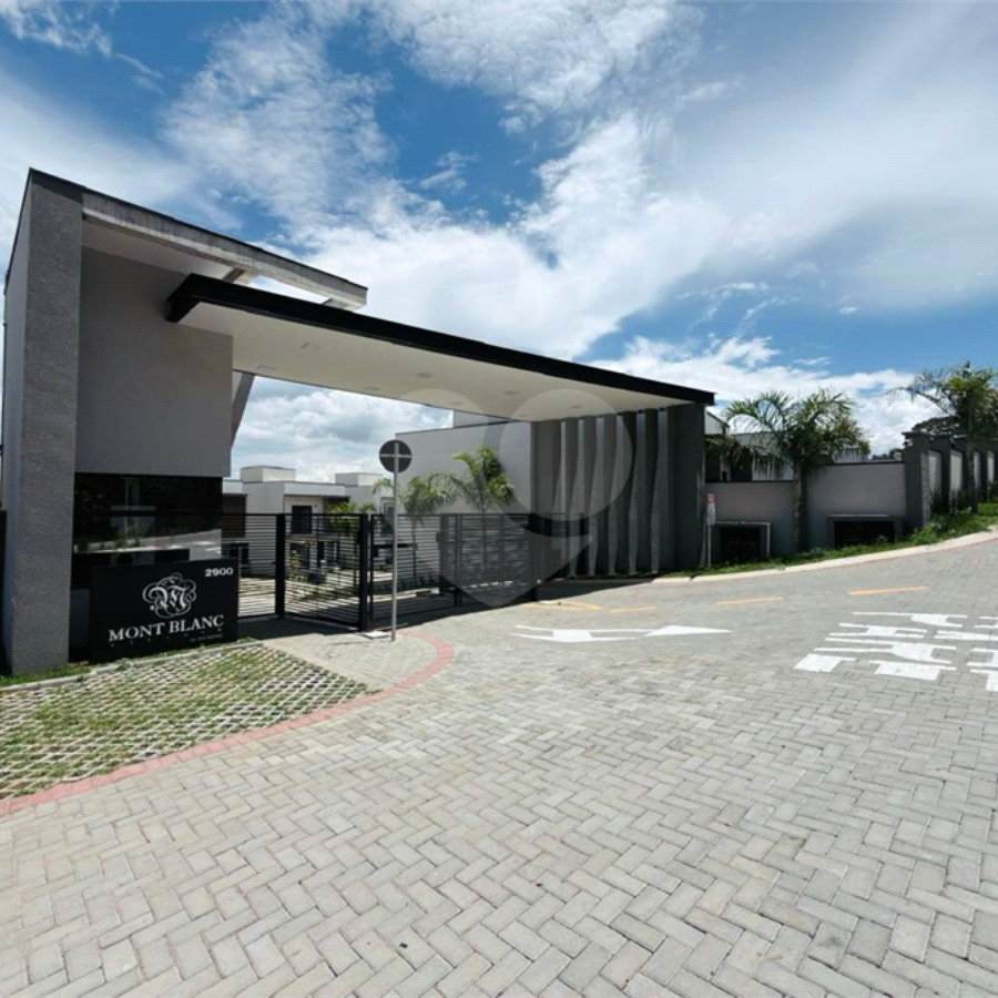 Casa à venda ou para alugar com 3 suítes em Caixa D´água, Vinhedo, SP