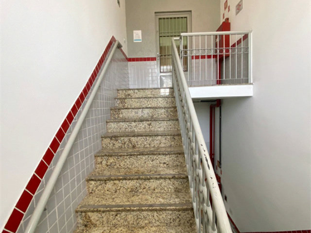 Sala para alugar em Vila Romanópolis, Ferraz de Vasconcelos, SP