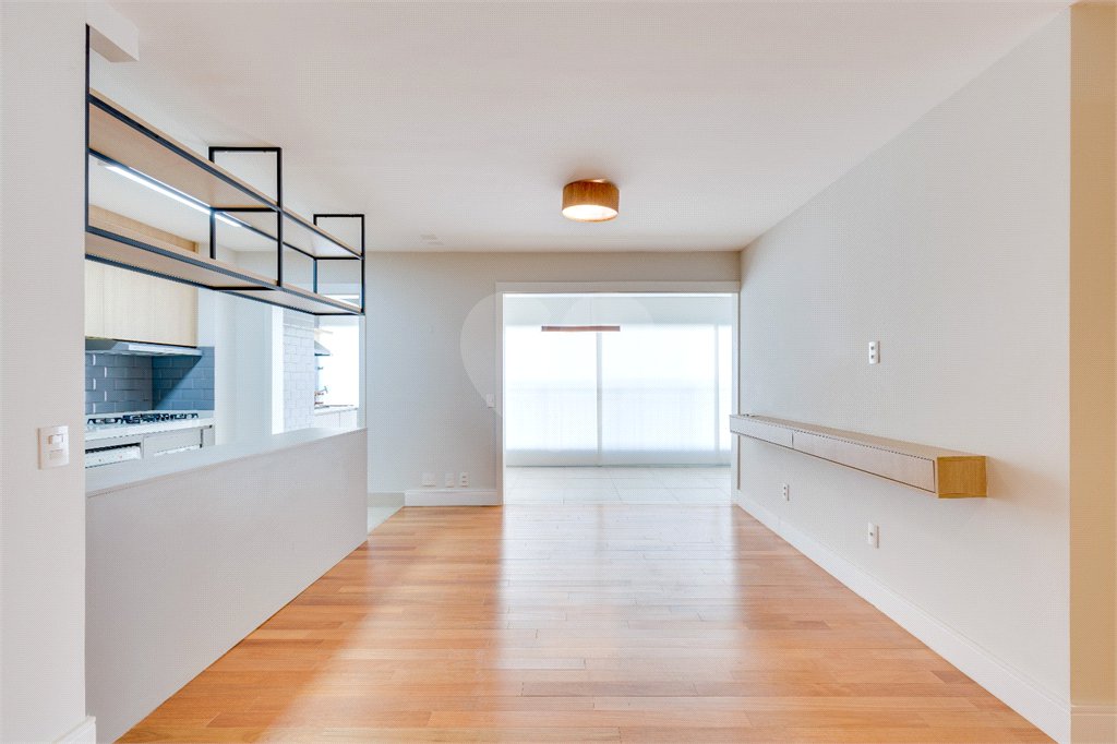 Apartamento à venda com 3 quartos, sendo 2 suítes, em Santo Amaro, São Paulo, SP