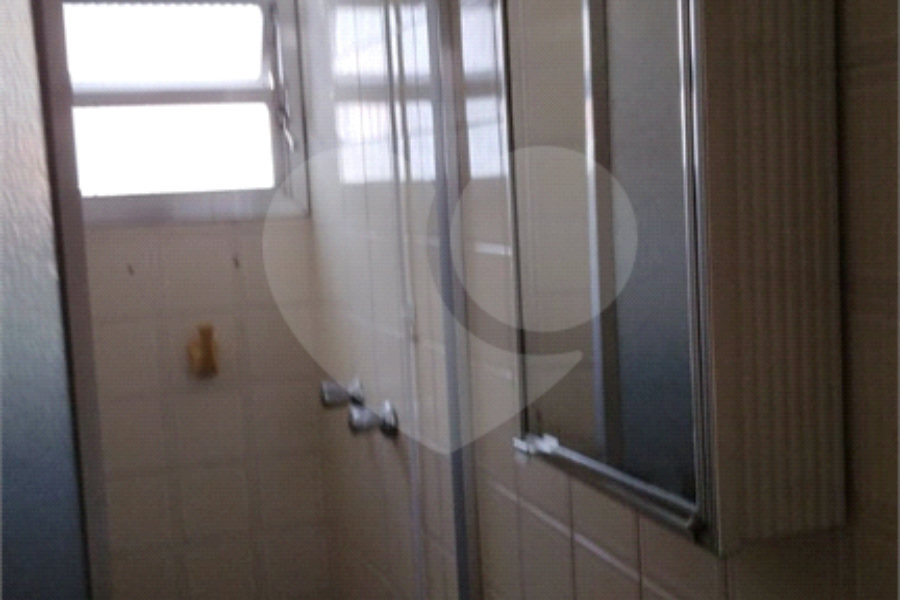 Sobrado à venda com 4 quartos em Santa Terezinha, São Paulo, SP